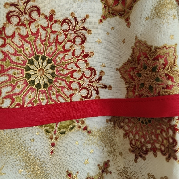 Hand Stitched Half Apron - Vintage by Candy's Aprons - Picture 5 of 6